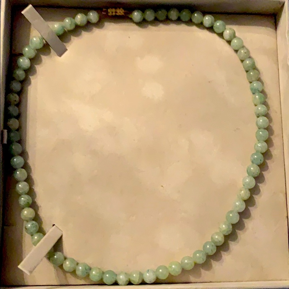 Women’s necklace